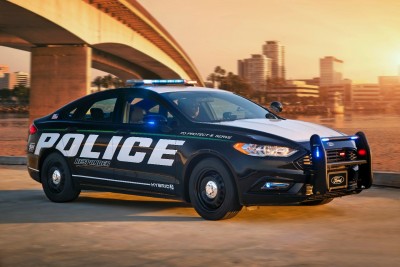 Police-Responder-Hybrid-Sedan-7.jpg