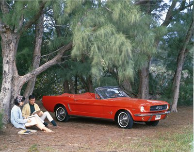 22_1965_(early)_Ford_Mustang_convertible_neg_CN2400-414.jpg