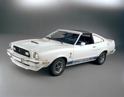 1976_Ford_Mustang_II_Cobra_II_CN13003-203.jpg