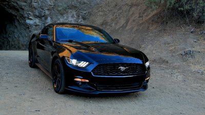 mustang-batcave-017.jpg