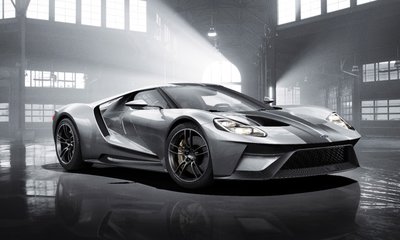 FordGT-SilverStripes_06_HR.jpg